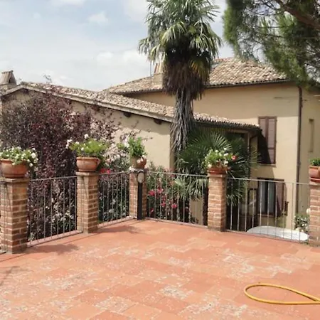 מלון דירות La Terrazza Di ספלו